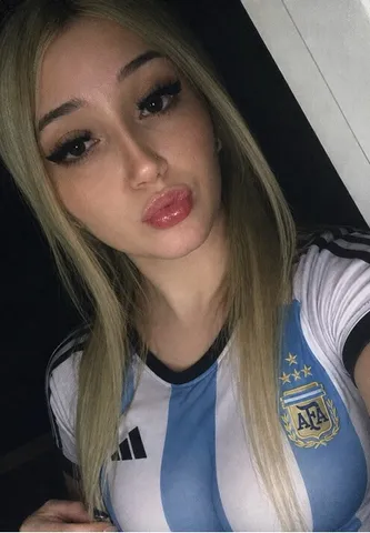 antonella · Argentina on BlushCall