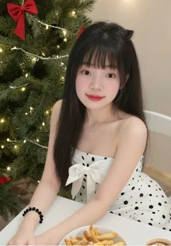 Linnaa · Vietnam on BlushCall